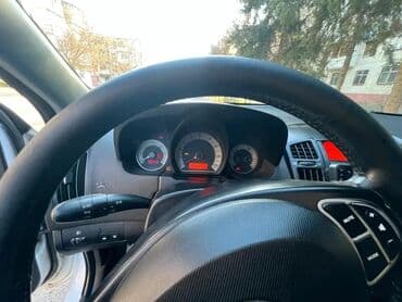 Hyundai: Kia Ceed: 1.6 л | 2008 г. Универсал — 5