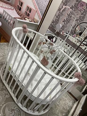 oglan hediyeleri: Oğlan və qız üçün, İşlənmiş, Yumru, Beşik, Dəstsiz, Matras ilə, Yellənmə mexanizm ilə — 3