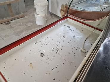 Промышленные морозильники: Vitrin soyuducusu təcili satılır!!!az işlənib qırmızı rəng işlək — 2