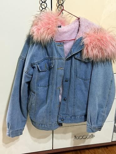 Qadınlar üçün cins gödəkçə – kürklü kapüşonlu - Material: klassik