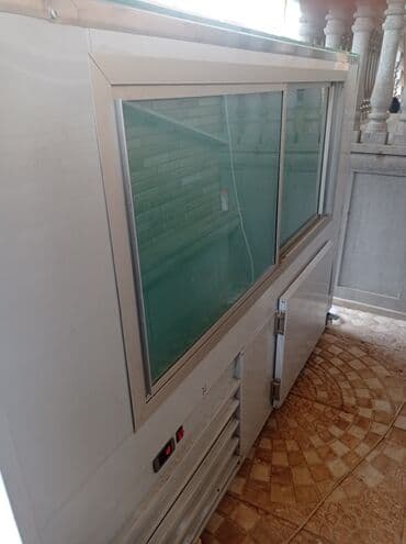 hazır vitrin: Vitrin tipli sənaye soyuducu - Ön tərəfi geniş şüşəli vitrin — 3