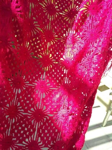 женские вязаные снуды: Elişi, göz nuru şal. 60 AZN. Eni 180-183 sm arasi Hundurluyu 85 sm — 6