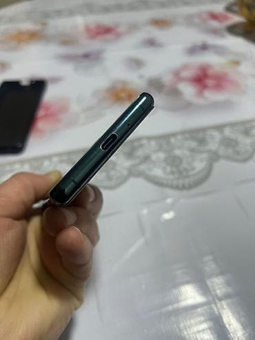 x box x: Sony Xperia 5 III, 128 GB, rəng - Yaşıl, Barmaq izi — 10