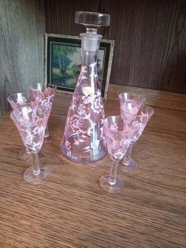 qədimi qab: Rəng - Çəhrayı, Şüşə, 6, Çexiya — 2