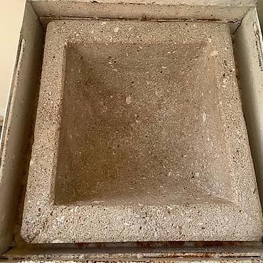 Təcili su daşı satılır.Qedimidir.ela vəziyyətdedir.Qiymet sondu !!!