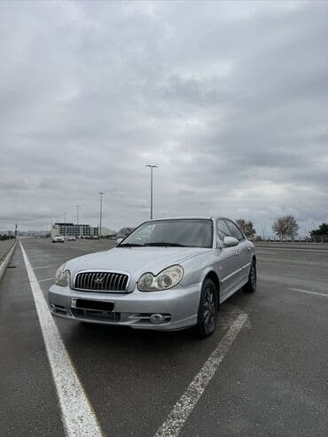 Hyundai Sonata: 2 l | 2003 il Sedan