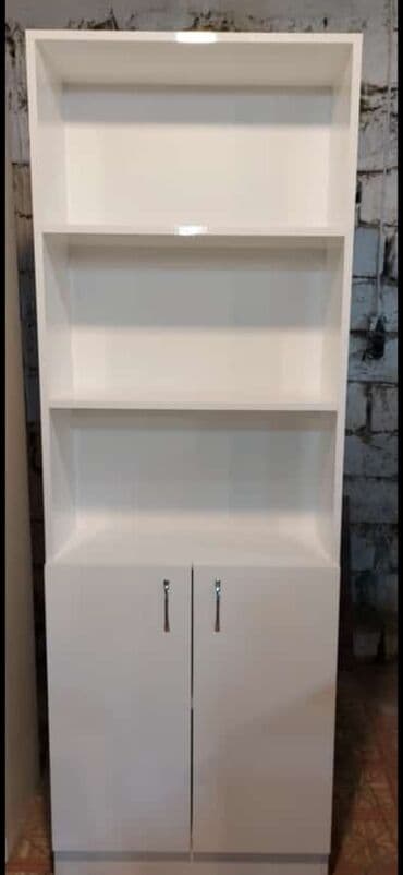 Ölçüləri Hündürlük: 1m 80sm Eni: 60sm Dərinlik: 40sm Nəzərə çatdırım