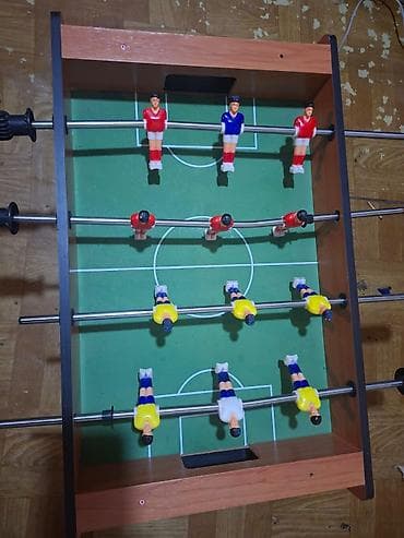 İdman oyunları: Stolüstü futbol (foosball) oyunu - Kompakt stolüstü model: ev, ofis — 1