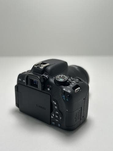 canon 600d купить: Canon EOS 750D DSLR fotoaparat + EF‑S 18‑55mm IS STM obyektiv - 24.2 — 2