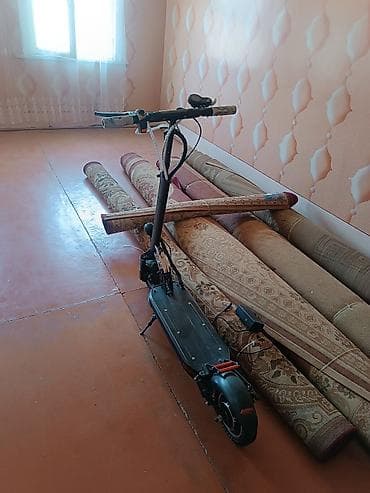 Skuter kugoo m4. akkumulyatorun dəyişmək lazımdır. ona görə qiyməti