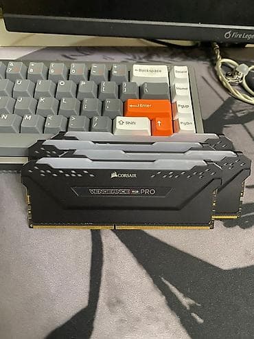 Operativ yaddaş (RAM) Corsair, 16 GB, 3600 Mhz, DDR4, PC üçün, İşlənmiş lalafo.az -da Operativ yaddaş (RAM) Corsair, 16 GB, 3600 Mhz, DDR4, PC üçün, İşlənmiş