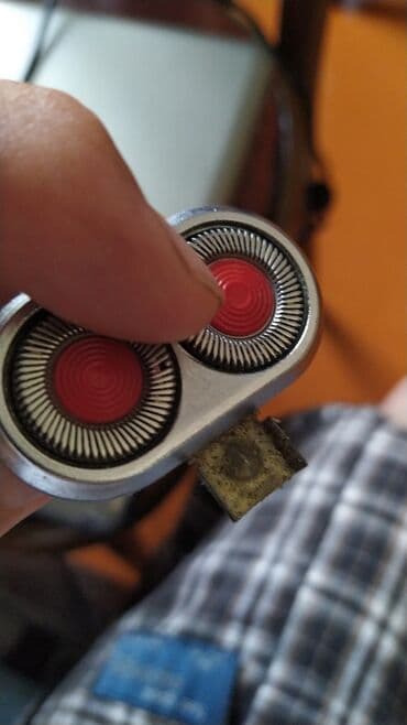 купить пианино бу: Электробритва ТАУР Выпуск 1978года работает хорошо брееть без — 8