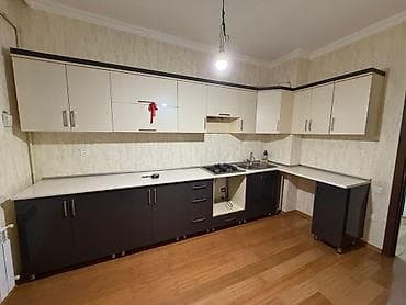 Metbex mebeli ela veziyyetde 250₼ .Uzerinde qaz,moyka .Unvan Sumqayit