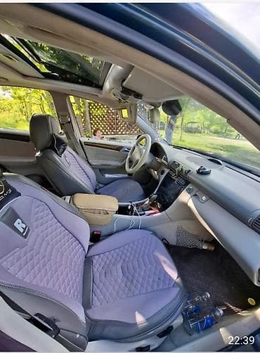 c240 mercedes: Mercedes-Benz C-Class: 2 l | 2001 il Sedan — 4