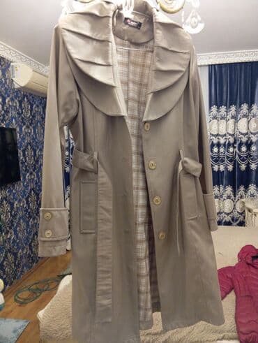 Plaş tezedir Türkiyədən alınıb razmer böyük olduğu üçün de yerindən