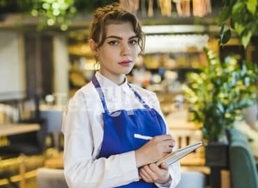 kababcı işi axtarıram: Ofisiant tələb olunur — 1