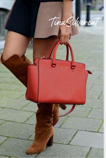 ziyafət çantası: Michael Kors Selma
размер Large. 
состояние отличное — 3