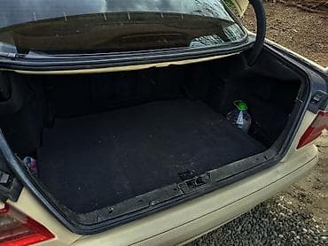 tap az avtomobillər: Mercedes-Benz E‑Class (W210) sedan - Kuzov: bej rəngli, 4 qapı — 6