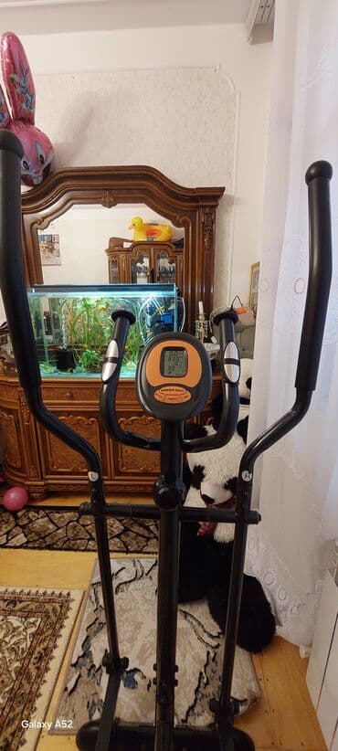 Нарды: Elliptik trenajor – Green Hill Xüsusiyyətlər: - 2-si 1‑də: elliptik — 10