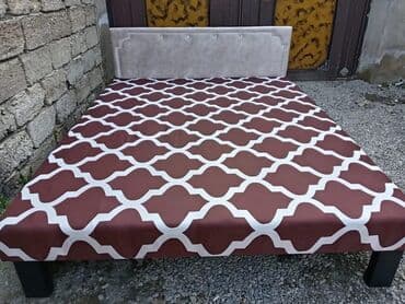 taxt uzluyu: Təzə çarpayılar. 1 nəfərlik çarpayılar 60 manat. 2 nəfərlik taxt 110 — 15