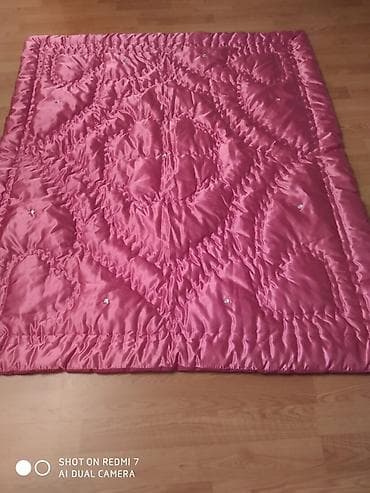 pastel: El işi sırınma yorganlar. Tezedir istifade olunmayıb. Qiymet-120 man — 5