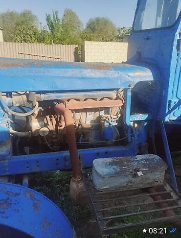 renault megane 2008: Traktor MTZ-50 (mavi, kabinli) Texniki xüsusiyyətlər və təchizat: - — 4