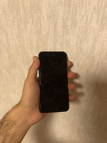 iphone 7 black: IPhone 7, 32 GB, Qara, Barmaq izi — 3