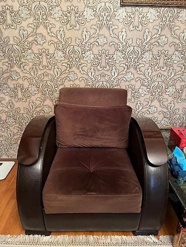 divan satisi ucuz: İşlənmiş, Divan, 2 kreslo, Bazalı, Açılan — 2
