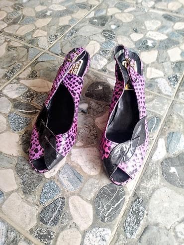 15 il toy gunu: Tuflilər, Ölçü: 37, Yeni — 3