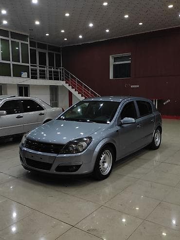 niva 4 4: Opel Astra: 1.6 л | 2005 г. 350000 км Седан — 2