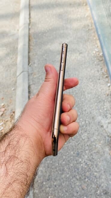 iphone x yığılma: IPhone Xs Max, Qızılı, Face ID — 10