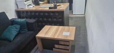 ofis masası 2. el: İşlənmiş, Müdir üçün, Kvadrat masa — 1