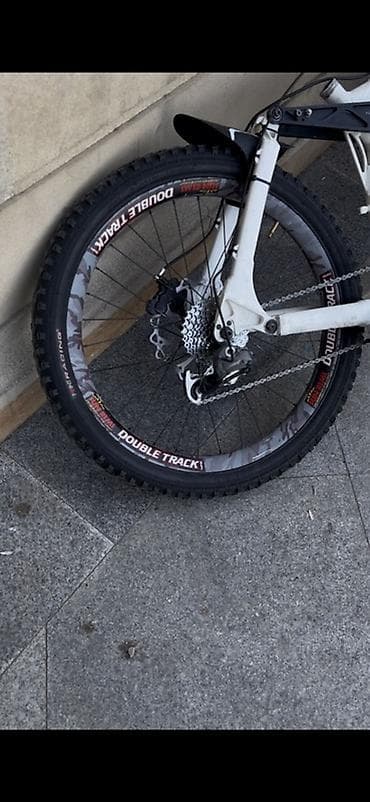 volta vsx: Ağ rəngli dağ velosipedi – downhill/frirayd yönümlü Texniki — 4