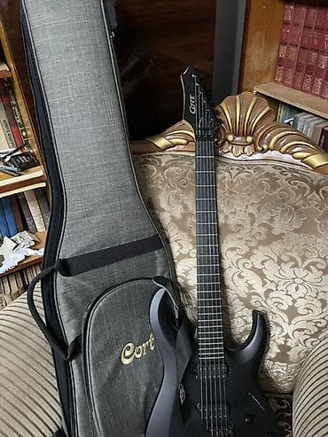 gitara tornada: Salam. Cort x500 menace gitara satılır. Gitarada bir cızıq belə — 1