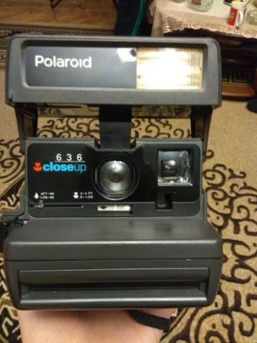 şəkil cıxardan aparat: 30 azn polaroid fotoaparat, xarab deyil. Demek olar ki istfade — 1
