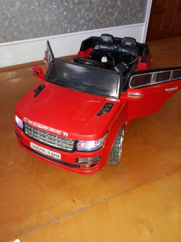 ən ucuz maşınlar qiyməti: Usaq arabasi. cox az istifade olunub. 7 -8 defe surulub. 250 manat — 2