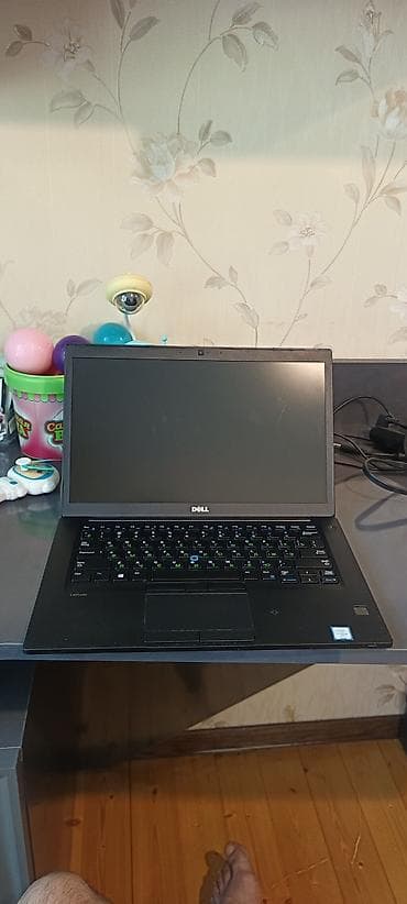 Dell Latitude noutbuk. Dəyərindən ucuz satıram. Hec bir problemi — 2