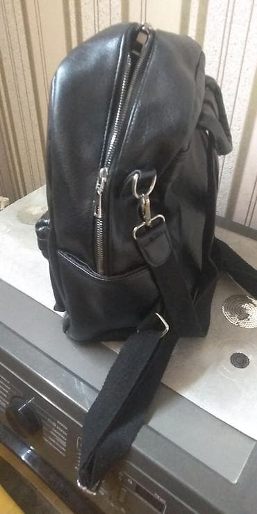 Velosiped ehtiyyat hissələri: Deriden olan debli rukzak.məktəb cantasi kimidə istifadə etmak olar — 3