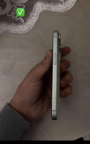 12 iphone: IPhone 15, 128 GB, Yaşıl, Face ID — 4