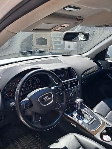Audi Q5 – ağ rəngli, zərif və funksional premium SUV. Əsas — 8