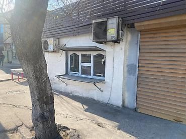 obyekt: Babək prospekti, düz prospektin kənarında obyekt icarəyə verilir. Uzun — 3