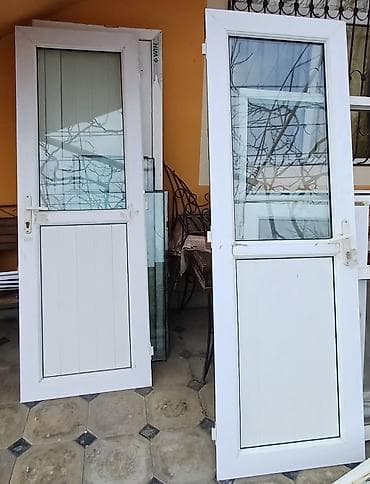 plasdik cen: Plastik (PVC) qapı və karkas dəsti - 1 ədəd tam qapı yarpağı və qapı — 10