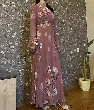 Gül naxışlı uzun paltar - Rəng: toz-çəhrayı (dusty rose) tonlarında - — 4