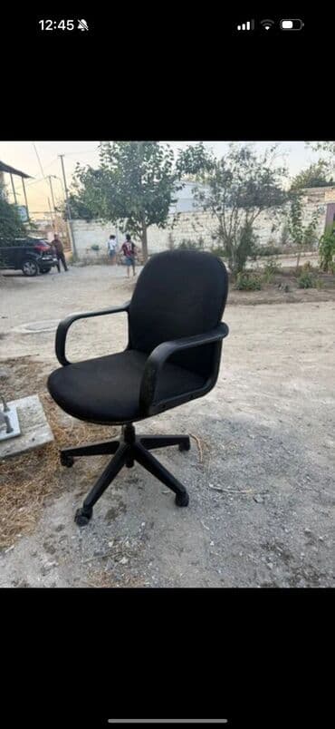 кресло для компьютера: Б/у, С колесиками — 1