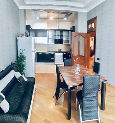 yeni guneslide 5 otaqli evlerin qiymeti: 3 otaqlı, Yeni tikili, 195 kv. m — 10