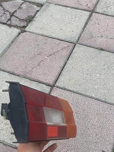 Vaz2106 sağ arxa fara coxdandı bizdedi bir defe olsun bele işlenmeyib — 3