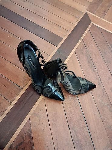 CASADEI qadın klassik tufliləri - Rəng: qara - Material: laklanmış