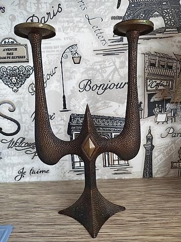 İki şam üçün dekorativ şamdan - Material: metaldan hazırlanmış, döymə