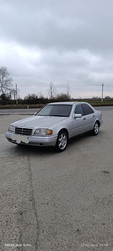 mercedes benz w204: Mercedes-Benz C 200: 2 l | Sedan — 4