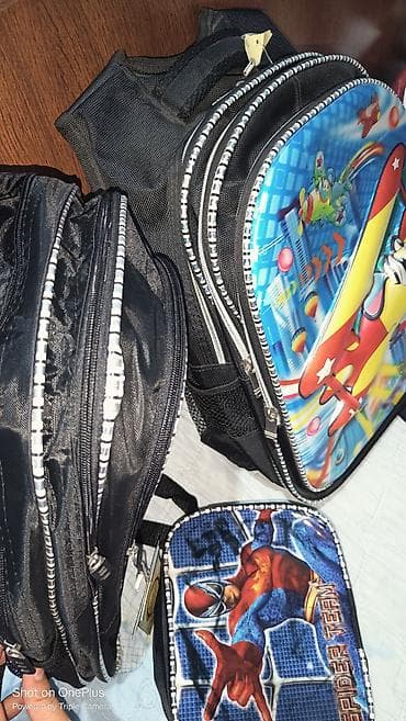 Школьные сумки: Məktəbi çantaları yenidir ikisi bir yerde 20manat — 2